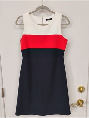 Tommy Hilfiger Women’s Size 8 Colorblock Sleeveless Shift Dress